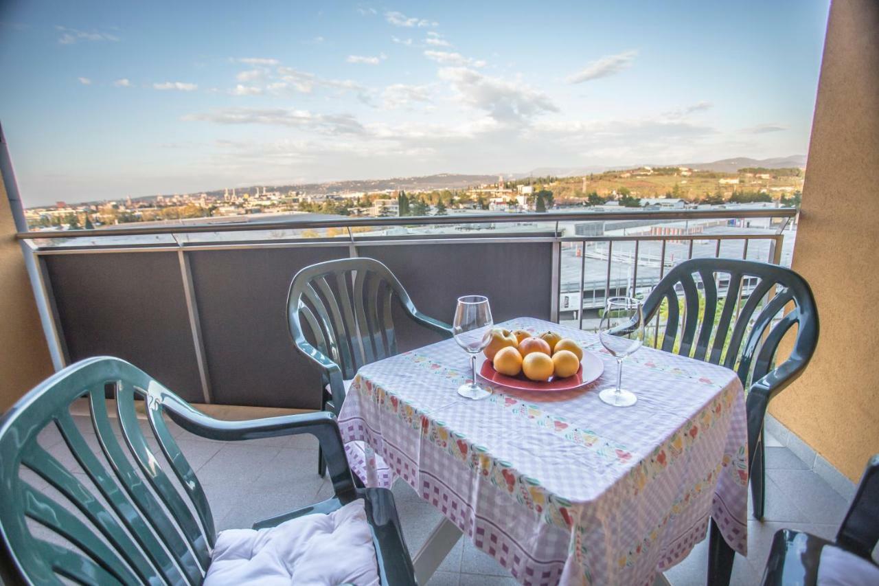 Apartment Mountain And Sea View Koper Exterior foto